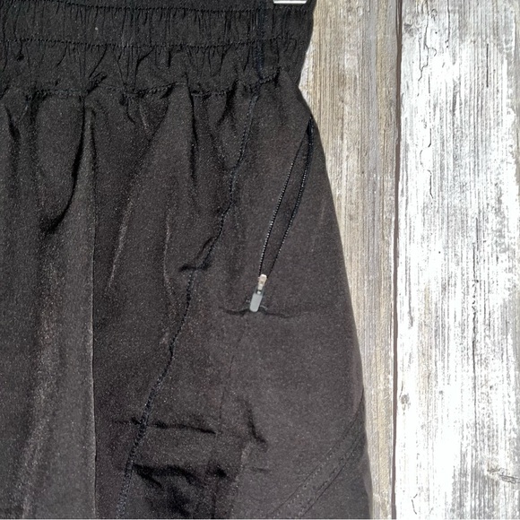 Lululemon High Rise Track That Lined Black Shorts - Picture 7 of 10